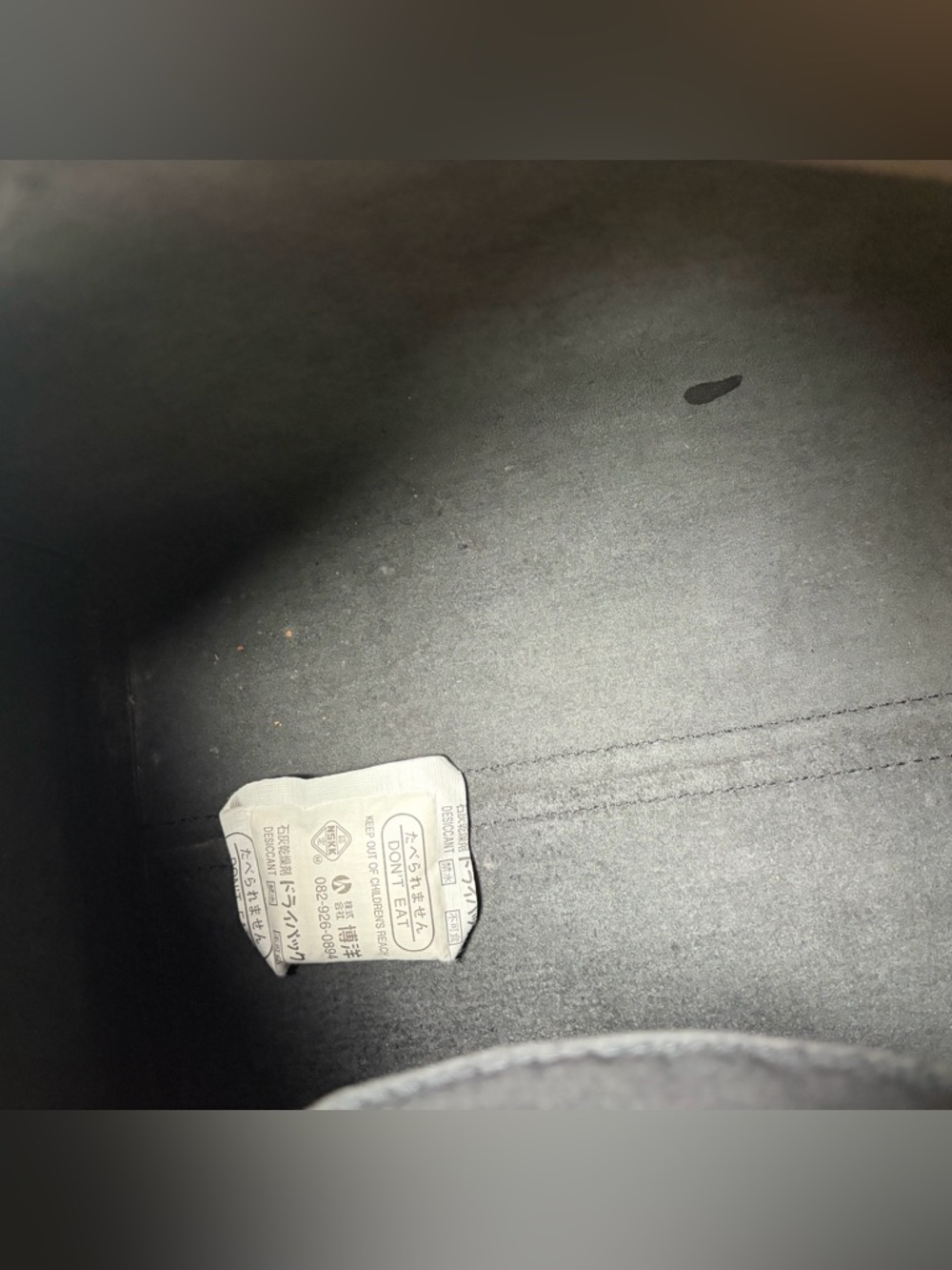 LOUIS VUITTON: Epi black speedy 30 - Picture 8 of 16